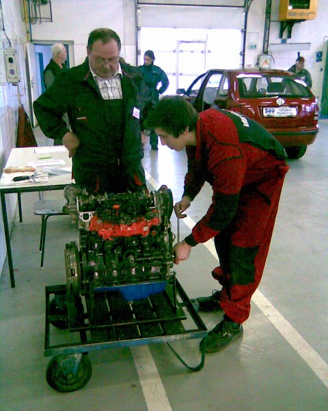 Soutěž Automechanik Junior